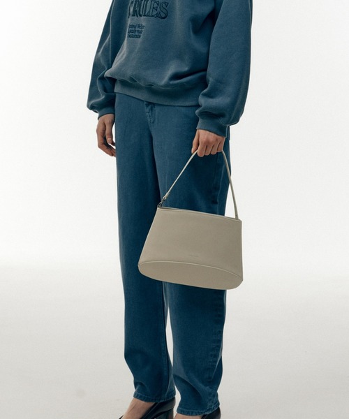 LOW CLASSIC（ロウ　クラシック）の「COCOON FIT DENIM（デニムパンツ・レディース・グレー/ブルー/ブラック系その他・S/XS）」の4枚目の写真