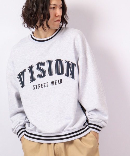 VISION STREET WEAR(ヴィジョンストリートウェア)の「VISION STREET WEAR リブラインアーチロゴワッペン/スケボー刺繍 トレーナー(スウェット・メンズ・ライトグレー/ブラック/パープル/ブラウン/グリーン/グレー系その他/チャコール・LL/M/L)」の3枚目の写真