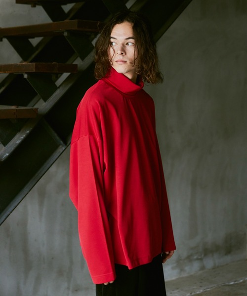 CASPER JOHN(キャスパージョン)の「High slit turtle neck big cut sew/ハイスリットタートルネックカットソー(Tシャツ/カットソー・メンズ・マスタード/グリーン/レッド/ホワイト/ライトブルー/ブラック・SMALL/MEDIUM/LARGE)」の20枚目の写真
