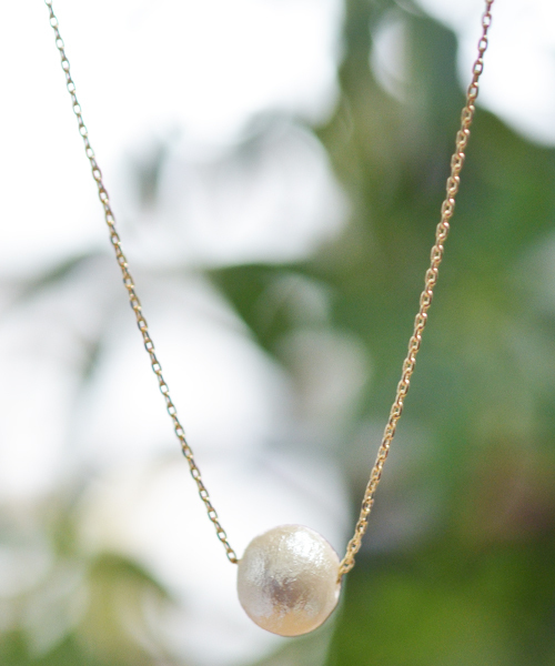 Fun & Daily(ファンアンドデイリー)の「F&D : コットンパールネックレス(ネックレス・レディース・ホワイト・FREE)」の7枚目の写真