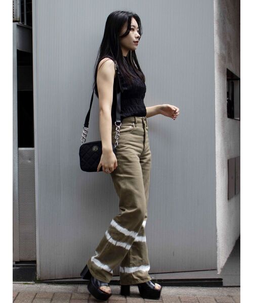 EVRIS（エヴリス）の「ブリーチカラーデニムパンツ（デニムパンツ・レディース・カーキ/マスタード・SMALL/MEDIUM）」の21枚目の写真