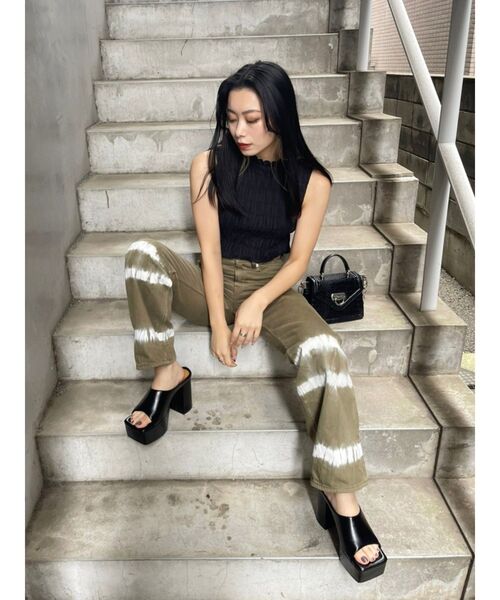 EVRIS（エヴリス）の「ブリーチカラーデニムパンツ（デニムパンツ・レディース・カーキ/マスタード・SMALL/MEDIUM）」の19枚目の写真