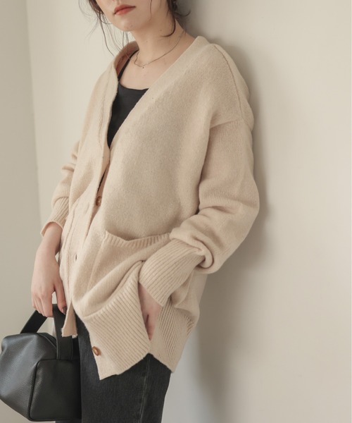 ANGIE（アンジー）の「配色リンキングVネックニットカーディガン（カーディガン/ボレロ・レディース・ピンク/ライム/オレンジ/アイボリー/ライトパープル・FREE）」の3枚目の写真