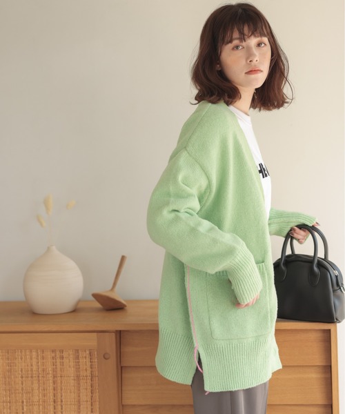 ANGIE（アンジー）の「配色リンキングVネックニットカーディガン（カーディガン/ボレロ・レディース・ピンク/ライム/オレンジ/アイボリー/ライトパープル・FREE）」の9枚目の写真