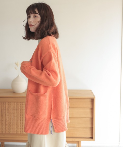 ANGIE（アンジー）の「配色リンキングVネックニットカーディガン（カーディガン/ボレロ・レディース・ピンク/ライム/オレンジ/アイボリー/ライトパープル・FREE）」の8枚目の写真