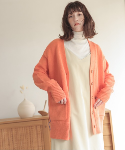 ANGIE（アンジー）の「配色リンキングVネックニットカーディガン（カーディガン/ボレロ・レディース・ピンク/ライム/オレンジ/アイボリー/ライトパープル・FREE）」の13枚目の写真