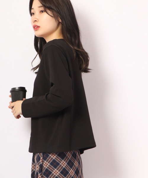 Anna Nicola(アンナニコラ)の「Anna Nicola コットンダンボール スナップ カーディガン(カーディガン/ボレロ・レディース・キャメル/レッド/ブラック・38)」の7枚目の写真