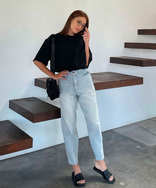 CHERI since1985(シェリ)の「ハイウェストテーパードデニムパンツ(デニムパンツ・レディース・ブルー・S/M)」の4枚目の写真