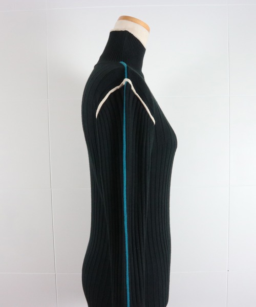 AULA AILA（アウラアイラ）の「カラーリブニット（ニット