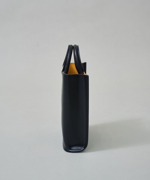 Courtney Orla(コートニーオーラ)の「【Courtney Orla/(コートニーオーラ)】CURVE TOTE S/カーブトートS(ハンドバッグ・レディース・ブラック・FREE)」の9枚目の写真