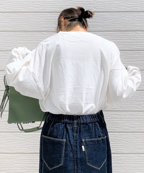 Q(キュー)の「ミラーロゴロンT(Tシャツ/カットソー・レディース・チャコールグレー/アイボリー・MEDIUM)」の6枚目の写真