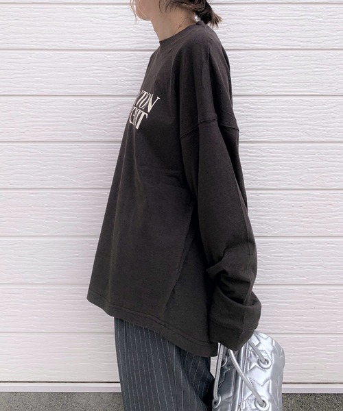 Q(キュー)の「ミラーロゴロンT(Tシャツ/カットソー・レディース・チャコールグレー/アイボリー・MEDIUM)」の8枚目の写真