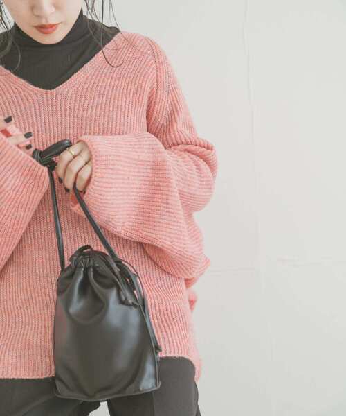 ITEMS URBANRESEARCH（アイテムズ アーバンリサーチ）の「Vネックルーズニット（ニット/セーター・レディース・チャコールグレー/オレンジ/パープル/ミント・FREE）」の5枚目の写真