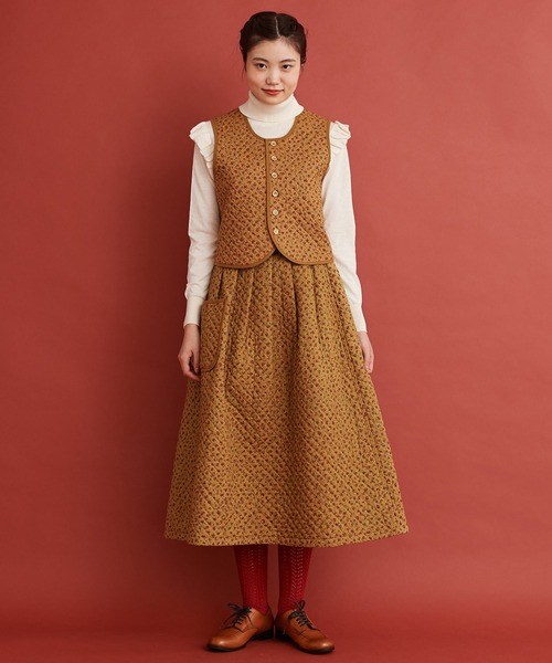 Malle（マル）の「Malle 小花キルティング　ベスト（ベスト・レディース・スミクロ/マスタード・FREE）」の13枚目の写真