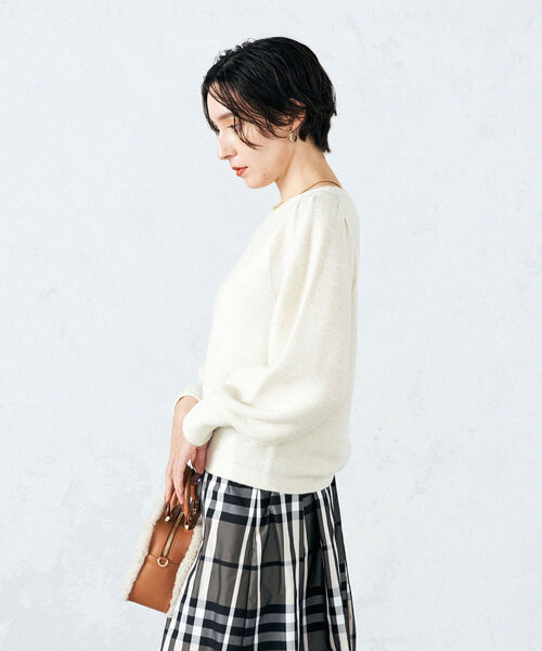 ラメガータープルオーバーニット