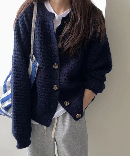 DAY CLOSET(デイ クローゼット)の「レディース ローゲージドロップショルダーニットカーディガン(カーディガン/ボレロ・レディース・ネイビー/オフホワイト/ベージュ/ボルドー/グレー・ONE SIZE)」の9枚目の写真