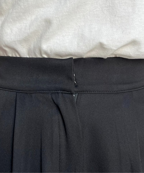 prose verse(プロズヴェール)の「タックショートパンツ(その他パンツ・レディース・ブラック・SMALL/MEDIUM/LARGE)」の6枚目の写真