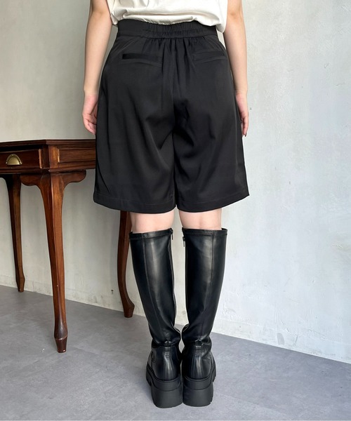 prose verse(プロズヴェール)の「タックショートパンツ(その他パンツ・レディース・ブラック・SMALL/MEDIUM/LARGE)」の13枚目の写真