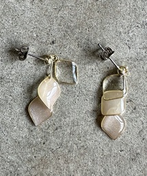 The Rule（ザルール）の「The Rule ザルール : Gloss epoxy グラデーションリーフ ピアス（ピアス（両耳用））」