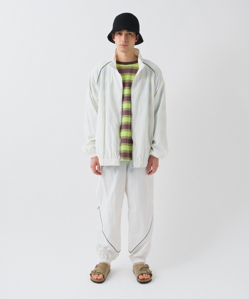 WHIMSIC(ウィムジック)の「【UNISEX/SET UP対応】PTUトレーニングジャケット(ナイロンジャケット・メンズ・ブルー/ホワイト/ネイビー・FREE)」の14枚目の写真