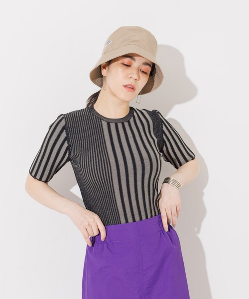 NOMINE(ノミネ)の「ミックスリブニットプルオーバー(ニット/セーター・レディース・イエロー/ブラック/グリーン・フリー)」の2枚目の写真