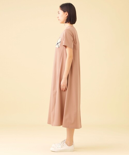 CB CRESTBRIDGE（シービークレストブリッジ）の「クレスト