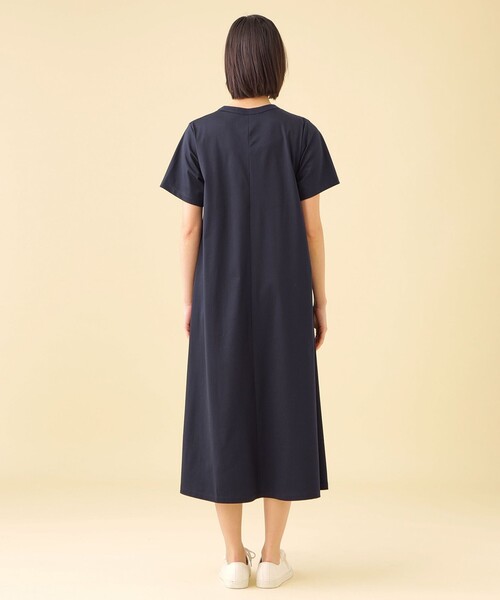 CB CRESTBRIDGE（シービークレストブリッジ）の「クレスト