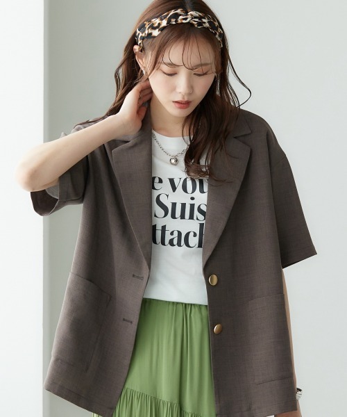 miclat（ミクラ）の「大きいサイズ　半袖ジャケット　miclat（ミリタリージャケット・レディース・チャコール/イエロー系・3L/4L/L/5L/LL）」の2枚目の写真