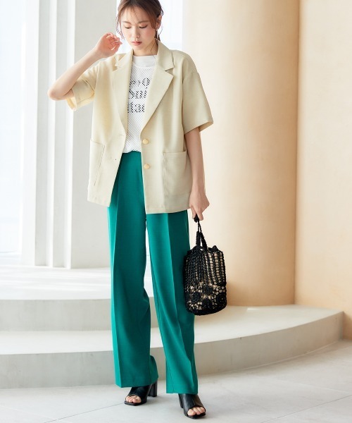 miclat（ミクラ）の「大きいサイズ　半袖ジャケット　miclat（ミリタリージャケット・レディース・チャコール/イエロー系・3L/4L/L/5L/LL）」の5枚目の写真