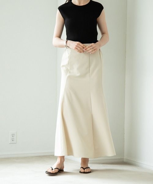 aity（アイティ）の「ロングフレアスカート（スカート・レディース・ブラック/アイボリー/ブラウン/グレイッシュベージュ・M）」の3枚目の写真