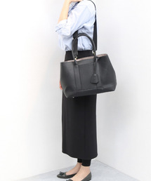 カシュカシュ cachecache / ショルダー付きパーテーション合成皮革トートL