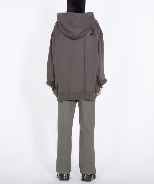 JNBY（ジェーエヌビーワイ）の「Oversized Wanted Rabbit Hooded Sweatshirt（パーカー・レディース・グレー系その他5/パープル系その他3/ブラック系その他・38/40）」の5枚目の写真