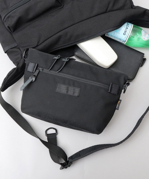 WILDERNESS EXPERIENCE（ウィルダネスエクスペリエンス）の「日本製 CORDURAナイロン ショルダーバッグ（ショルダーバッグ・メンズ・ブラック・FREE）」の5枚目の写真