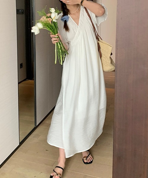 aimoha(アイモハ)の「Vネック ワンピース (SS)(ワンピース・レディース・ベージュ/パープル・FREE)」の17枚目の写真