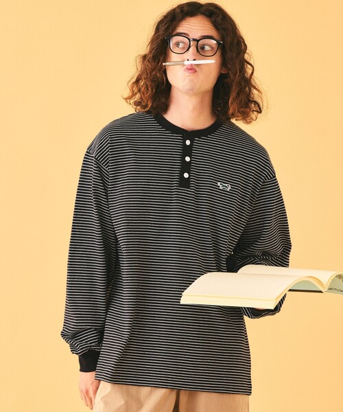 TOWNCRAFT(タウンクラフト)の「TOWN CRAFT/タウンクラフト 別注 ピンボーダーロングスリーブ ヘンリーネックTシャツ(Tシャツ/カットソー・メンズ・ベージュ/ホワイト/グリーン/ブラック・MEDIUM/LARGE)」の2枚目の写真