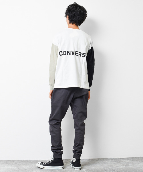 CONVERSE(コンバース)の「CONVERSE 別注ポケット付きロングTシャツ(Tシャツ/カットソー・キッズ・オフホワイト/チャコールグレー/ブラック・130/140/150/160)」の13枚目の写真