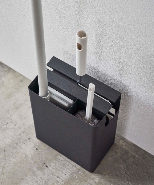 tower（タワー）の「tower(タワー)　クリーナーツールオーガナイザー（掃除グッズ・レディース・ブラック/ホワイト・F）」の4枚目の写真