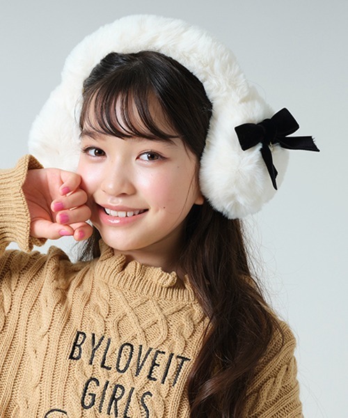 by LOVEiT（バイラビット）の「ふわふわイヤーマフ（マフラー・キッズ・ブラック/ブルーグレー/オフホワイト・FREE）」の8枚目の写真