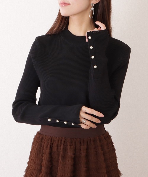 Lace Ladies(レースレディース)の「袖パールプチハイネックリブニットプルオーバー(ニット/セーター・レディース・グリーン/ベージュ/ブラック/ピンク/ネイビー・FREE/S)」の6枚目の写真
