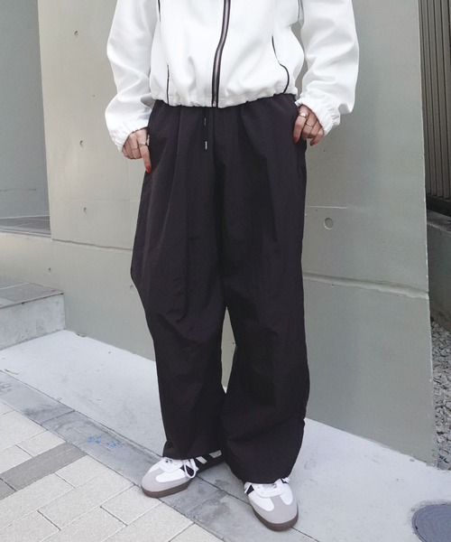 CORNERS（コーナーズ）の「カーブパンツ（スラックス・レディース・ホワイト/ブラック/カーキ/チャコールグレー/ピンク・M/L）」の16枚目の写真