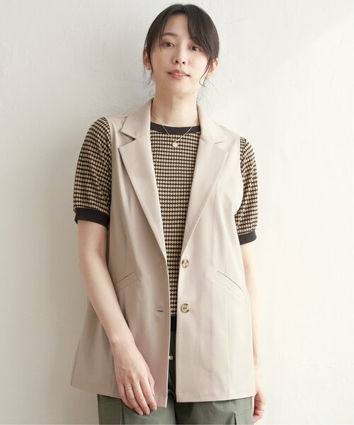 ikka(イッカ)の「【親子コーデ】テーラードジレ(ベスト・レディース・ブラック/ベージュ・M/L/S)」の3枚目の写真