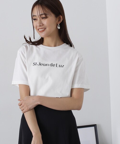N.（N. Natural Beauty Basic）（エヌエヌナチュラルビューティーベーシック）の「◆モダンフォントロゴＴシャツ（Tシャツ/カットソー・レディース・オフホワイト/ベージュ/モカ・MEDIUM）」の22枚目の写真