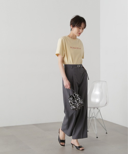 N.（N. Natural Beauty Basic）（エヌエヌナチュラルビューティーベーシック）の「◆モダンフォントロゴＴシャツ（Tシャツ/カットソー・レディース・オフホワイト/ベージュ/モカ・MEDIUM）」の8枚目の写真
