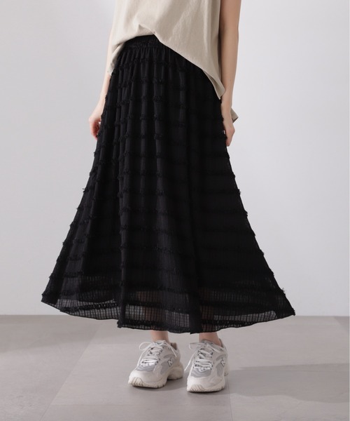 N.（N. Natural Beauty Basic）（エヌエヌナチュラルビューティーベーシック）の「◆シアーフリンジスカート（スカート・レディース・オフホワイト/ブラック・MEDIUM）」の6枚目の写真