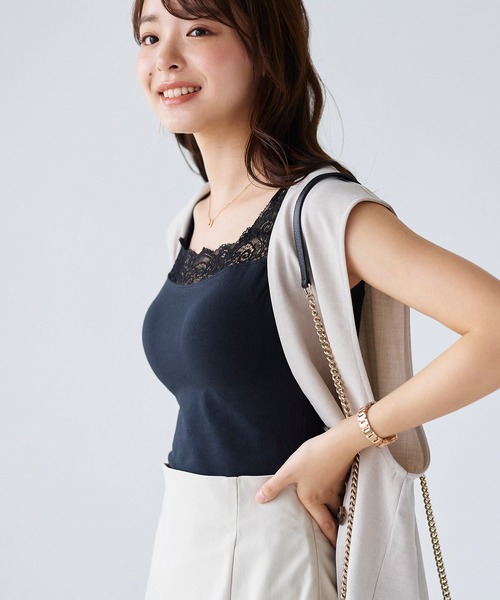 RADIANNE(ラディアンヌ)の「【肉感拾わない着圧設計】オールインワンブラトップ レース切り替えタンク/【タンクトップ】(タンクトップ・レディース・ブラック/ライトグレー/ホワイト/ベージュ・S/M/L/XL)」の3枚目の写真
