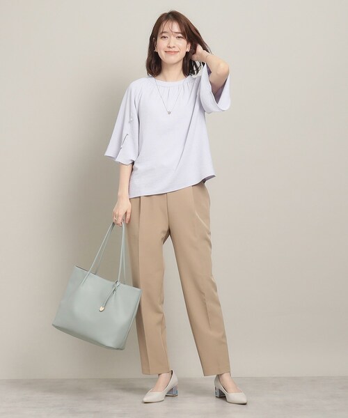 ITS'DEMO（イッツデモ）の「◆【オフィスに／袖2way仕様】袖スリットパールブラウス（シャツ/ブラウス・レディース・ブラック/オフホワイト/サックスブルー/ナチュラル・00）」の21枚目の写真