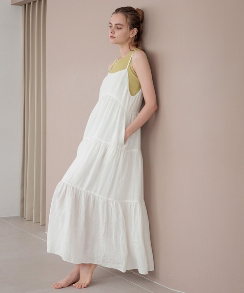 bijorie(ビジュリィ)の「【bijorie】ティアードキャミワンピース(ワンピース・レディース・イエロー/ネイビー/ブルー/オフホワイト・FREE)」の8枚目の写真