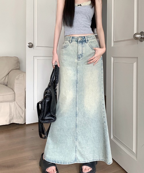 FREE STYLISTS(フリー スタイリスト)の「YUGA_YGMC バックスリット マーメイドデニムロングスカート(デニムスカート・レディース・ライトブルー・M/XL/S/L)」の2枚目の写真