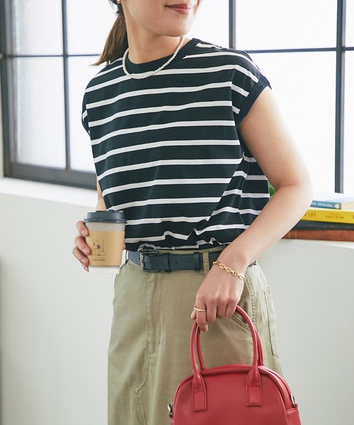 un dix cors（アンディコール）の「《着回ししやすい・定番アイテム》ボーダーノースリカットソー（Tシャツ/カットソー・レディース・オフホワイト/ブラック・FREE）」の16枚目の写真