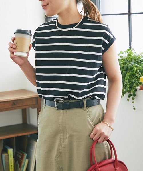 un dix cors（アンディコール）の「《着回ししやすい・定番アイテム》ボーダーノースリカットソー（Tシャツ/カットソー・レディース・オフホワイト/ブラック・FREE）」の17枚目の写真